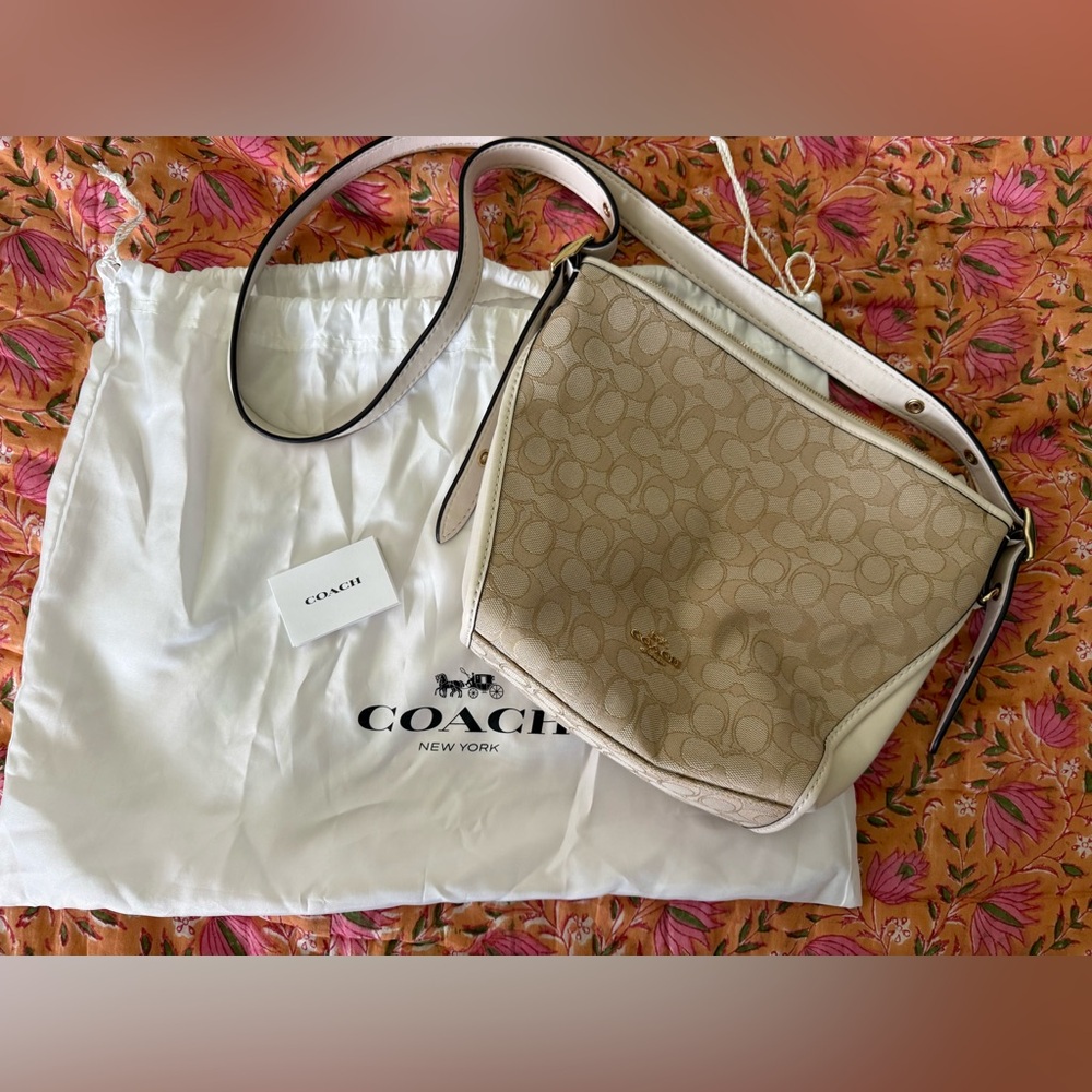 Coach Duffelette Signature Beige Canvas Leather Trim Crossbody Bag NWOT